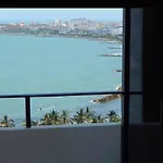Cartagena Escape Plaza